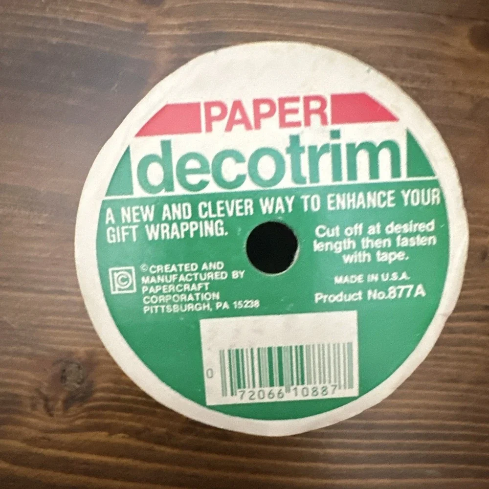 Paper Decotrim Gift Wrap/Home Decorating Trim Roll 15 ft 2 7/8 in 877A